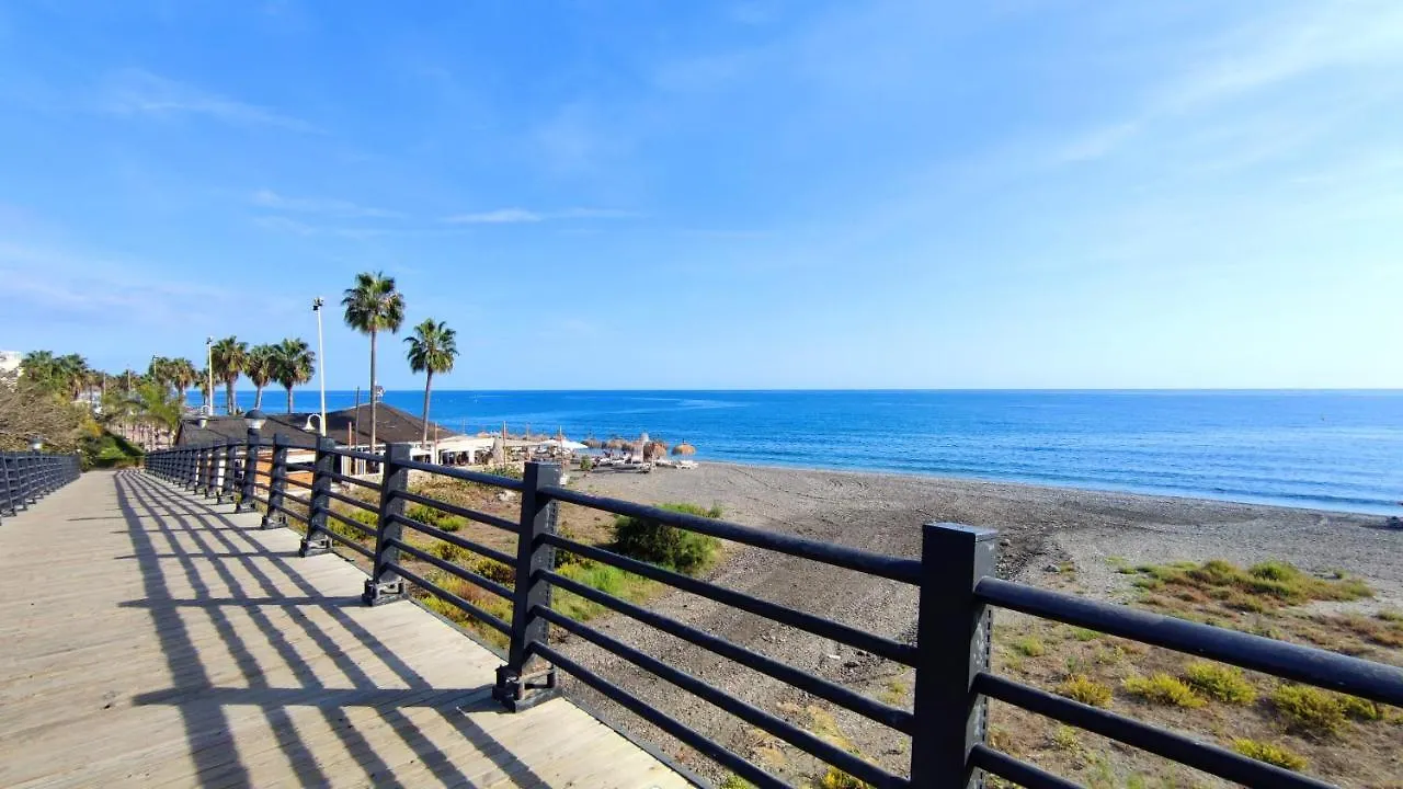 Algarrobo Beach Holidays - Alojamientos La Torre Ισπανία